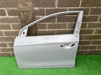 фото thumb №1, Hyundai ioniq 16- двері ліва передні nowe