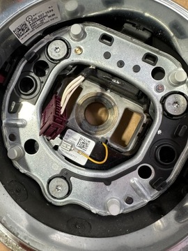 фото thumb №9, Кермо шкіряний, мультифункція, пелюстки mercedes e клас w213 sm