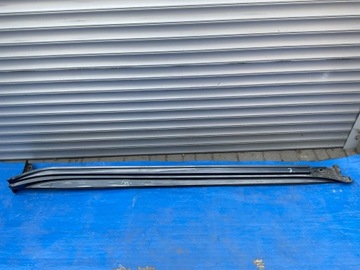 фото thumb №1, Porsche panamera 971 поріг zewnętrzyny планка права 971854884b оригінал