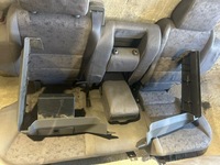 фото thumb №7, Повний салон сидіння заднє сидіння land rover discovery 2 ii