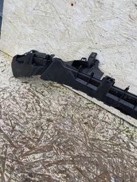 фото thumb №7, Mercedes w206 направляющая перед бампера кронштейн