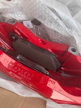 фото thumb №12, Audi rs4 rs5 суппорт зажимы перед ceramika тормозные колодки 8w0615107al 8w0615108al
