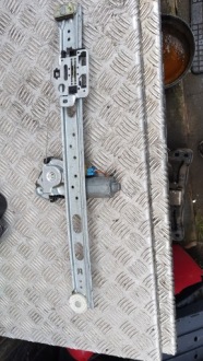 Mercedes 163 ml підйомник скло правий задній Зі Шроту, фото thumb