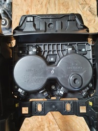 фото thumb №11, Mazda 3 bp туннель средний подлокотник кронштейн