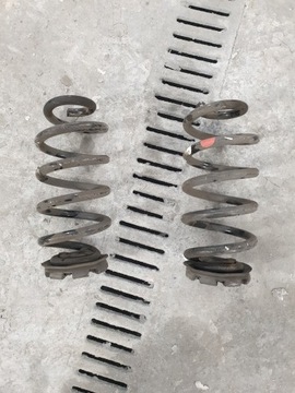 фото thumb №1, Пружина амортизатора зад smart fortwo 453