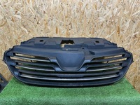 фото thumb №1, Решітка радіатора renault trafic iii 623108673r