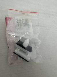 фото thumb №1, Кліпса накладки бічний поріг hyundai tucson ix35 877582s000