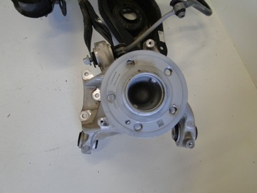 фото thumb №12, Mercedes eqb 243 x243 w243 поворотна опора ступиця задня права