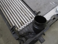 Радіатор інтеркулер корпус bmw f01 f02 f06 f10 f11 f13 n57 автоматична коробка передач 313km Оригінал, фото thumb