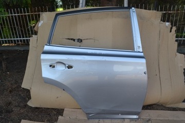 фото thumb №1, Двері праві зад праві toyota rav4 iv a4 12-18