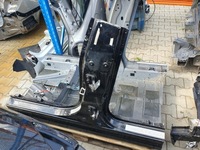 фото thumb №1, Maserati quattroporte vi 12-24 чверть блок двигуна поріг лівий правий