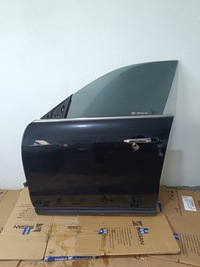 фото thumb №1, Двері ліва передні levante