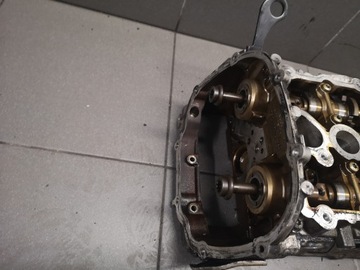 фото thumb №8, Головка правая комплектная audi a6 c6 3.2 06e103374b