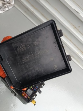 фото thumb №6, Opel mokka i 12- 1.6 cdti корпус коробка запобіжників 95263744 95263743