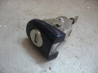 фото thumb №1, Вкладка левая левых дверь vw polo 9n ld5q