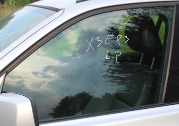 фото thumb №1, Скло двері лівий перед передня bmw x3 e83