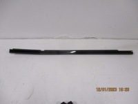 Купить Молдинг уплотнитель mercedes 247 a2477357200, фото thumb