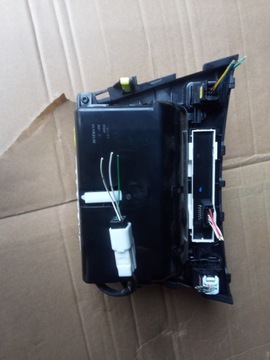 фото thumb №6, Toyota avensis t27 09-15 пепельница панель переключатель обогрева б/у