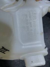 фото thumb №9, Citroen c3 iii peugeot 208 ds3 помпа бачок омывателя