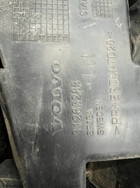 фото thumb №10, Volvo v60 2010-2013r салазки бампера заднего комплект 4 штуки! 31265281...