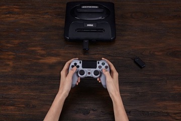 Bluetooth-адаптер для пэдов 8BitDo Retro Receiver для оригинального Mega Drive