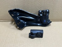 фото thumb №13, Tourneo courier 14 ролики двері bok лівий напрямна задня