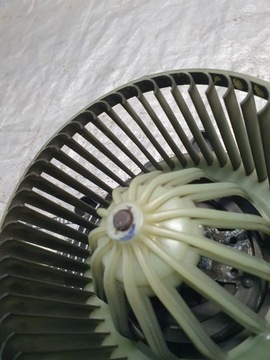фото thumb №7, Воздуходувка воздуховод vw volkswagen passat b5 fl 01r. 740221233f