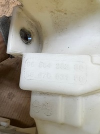 фото thumb №7, Бак помпа заливна горловина омивача peugeot 508 i ксенон