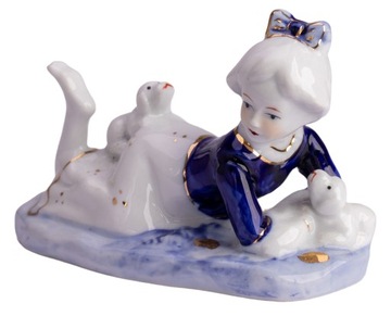 FIGURKA PORCELANOWA 8-1221