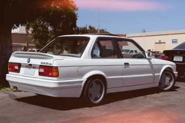 фото thumb №9, Bmw 3 e30 mtech 2 пороги планки накладки na двері e30 m tech ii купе abs!