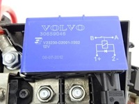 фото thumb №10, Коробка запобіжників volvo v40 ii