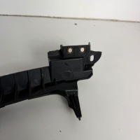 Направляющая кронштейн кронштейн лампы правый перед opel insignia a оригинал 23158324 Цена, фото thumb