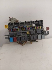 фото thumb №1, Honda jazz 2005 рамка / модуль предохранителей