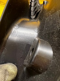 фото thumb №7, Комплект захист петлі кришки задня багажника mercedes c-klasa w206