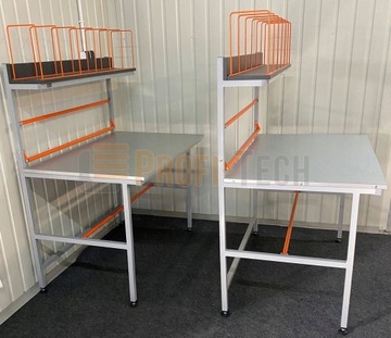 Два упаковочных стола, столешницы покрыты листом ALU.