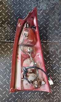 фото thumb №2, Лампа лівий задня mazda premacy i lift