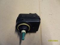 фото thumb №9, Моторчик регулировки лампы valeo 7700416939