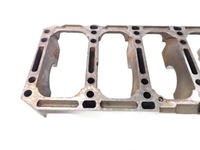 фото thumb №9, Основание вала коленчатого audi a8 d3 4.2 tdi bvn 057103041g