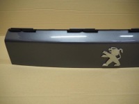 фото thumb №4, Накладка молдинг кришки багажника peugeot 2008 ii