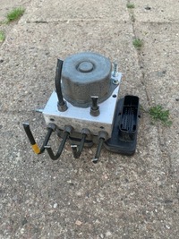 фото thumb №1, Renault clio iv 1.5dci насос abs 476608428r