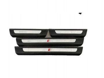 фото thumb №1, Audi q7 sq7 4m планка пороговая 4m0947405b