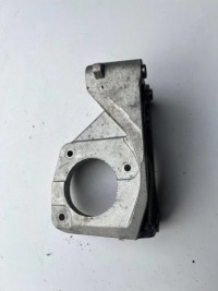 фото thumb №5, Alfa romeo giulietta кронштейн підпора піввісь 55251320