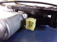 фото thumb №4, Skoda superb iii підйомник скло перед правий