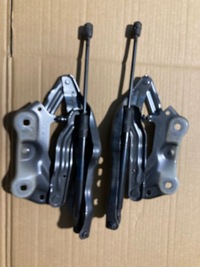 фото thumb №1, Петли капот skoda kodiaq lf7m