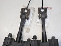 фото thumb №5, Обмежувач двері задня volvo v50 lift