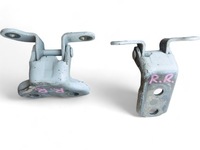 фото thumb №2, Toyota prius + plus 12-20 петли дверь задних правых правые зад