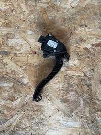 фото thumb №2, Педаль газу renault master iii 180101626r-c