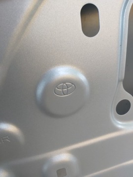 фото thumb №9, Двері правий зад задні toyota yaris iii 3 оригінал