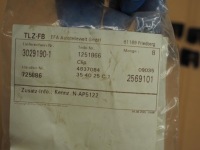 фото thumb №12, Ford oem номер 1251866 clip, молдинг защитная