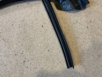 Прокладка двері купе перед сторона права mercedes-benz e w238 a2387205001 Оригінал, фото thumb